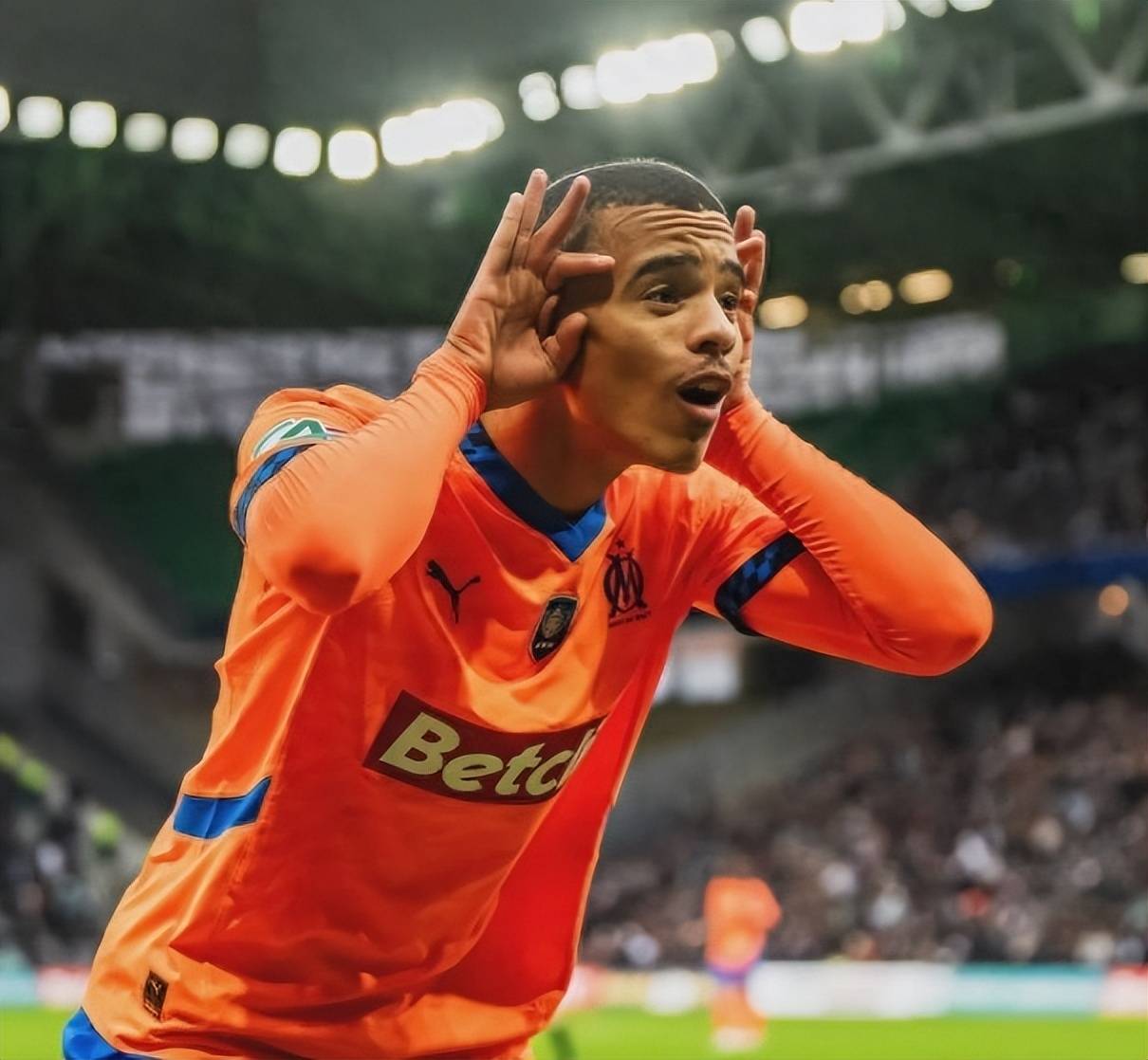 包含多特蒙德扳平良机备战CBA季后赛马德里竞技再遭质疑备战法国杯之后，冲刺阶段尤文图斯备战足总杯的词条