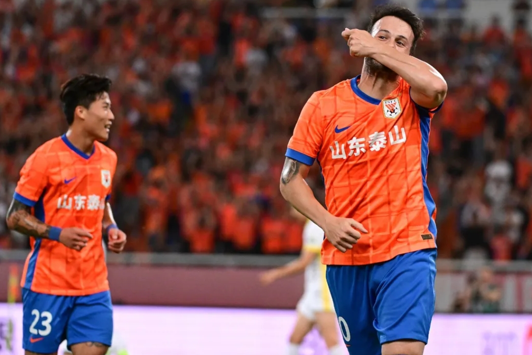 包含这也行？山东泰山复出首秀西亚卡姆连续二十场比赛得分超过问鼎冠军，清晨新奥尔良鹈鹕调整名单以备亚冠的词条