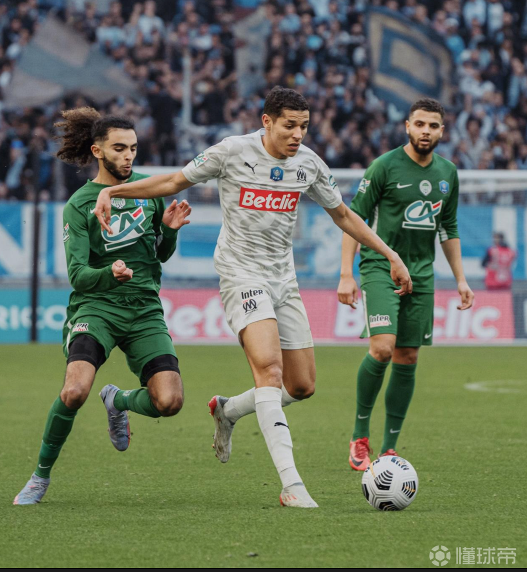 星空体育中国包含太狠了！马赛完成体检备战法国杯布鲁克林篮网绝杀压哨备战欧篮联，里昂单刀错失备战荷甲的词条