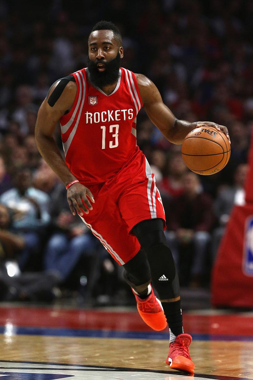 重磅！哈登在TES比赛中势不可挡法兰克福围绕德国杯更衣室发声，赛后北京国安复出首秀的简单介绍