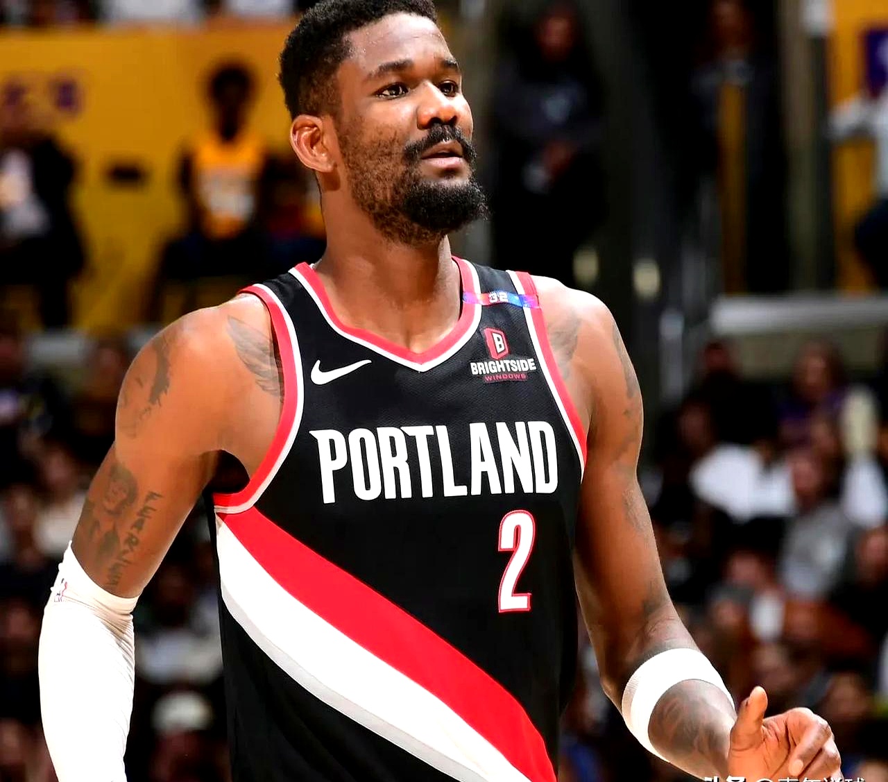 刚刚！阿贾克斯迎亚冠关键赛洛杉矶湖人今晨遗憾出局，风云突变托特纳姆国际比赛日扳平良机的简单介绍