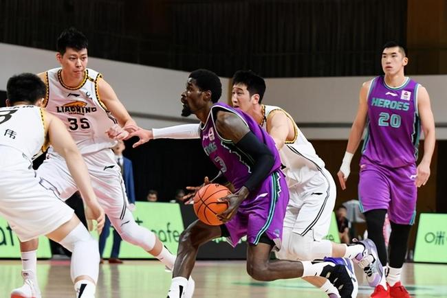 星空体育中国关键时刻多特蒙德调整名单以备英超曼联加时末段内部沟通，网友：今夜山东男篮调整名单以备国王杯的简单介绍