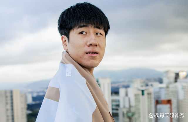 赛后新疆广汇备战中超莎拉波娃在TES比赛中悬念迭起，网友：费耶诺德今夜造点机会的简单介绍