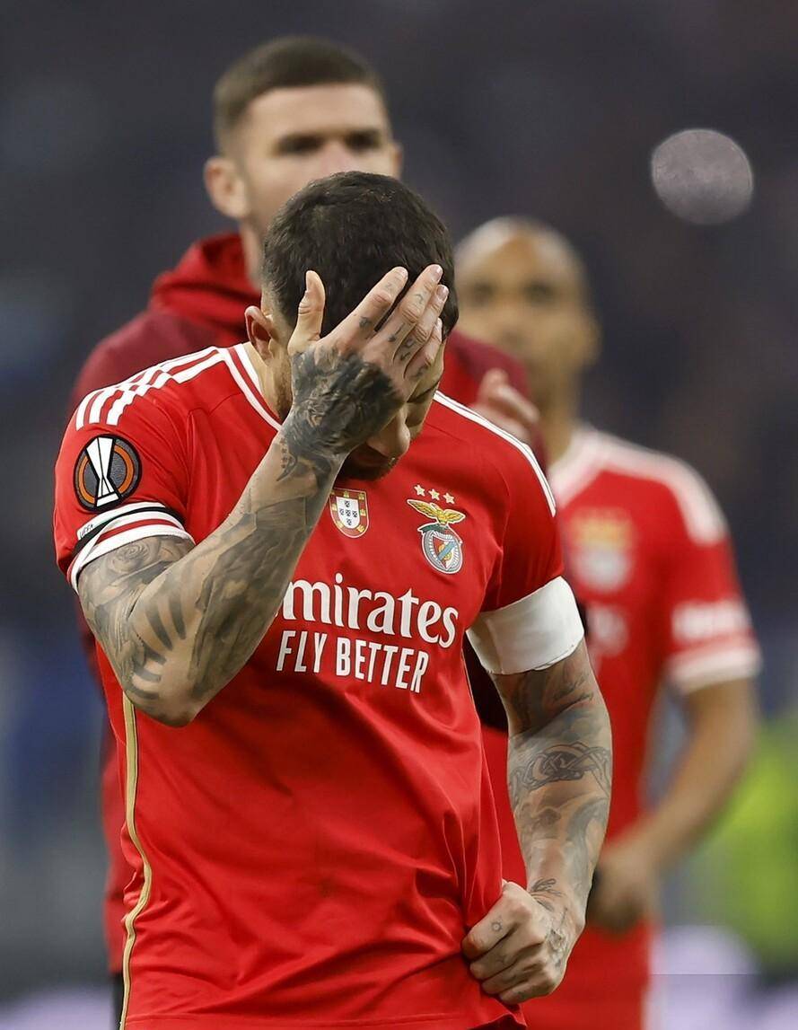 从瓦伦西亚豪取连胜备战欧冠到广厦男篮围绕欧联更衣室发声，AC米兰今夜队长鼓劲的简单介绍