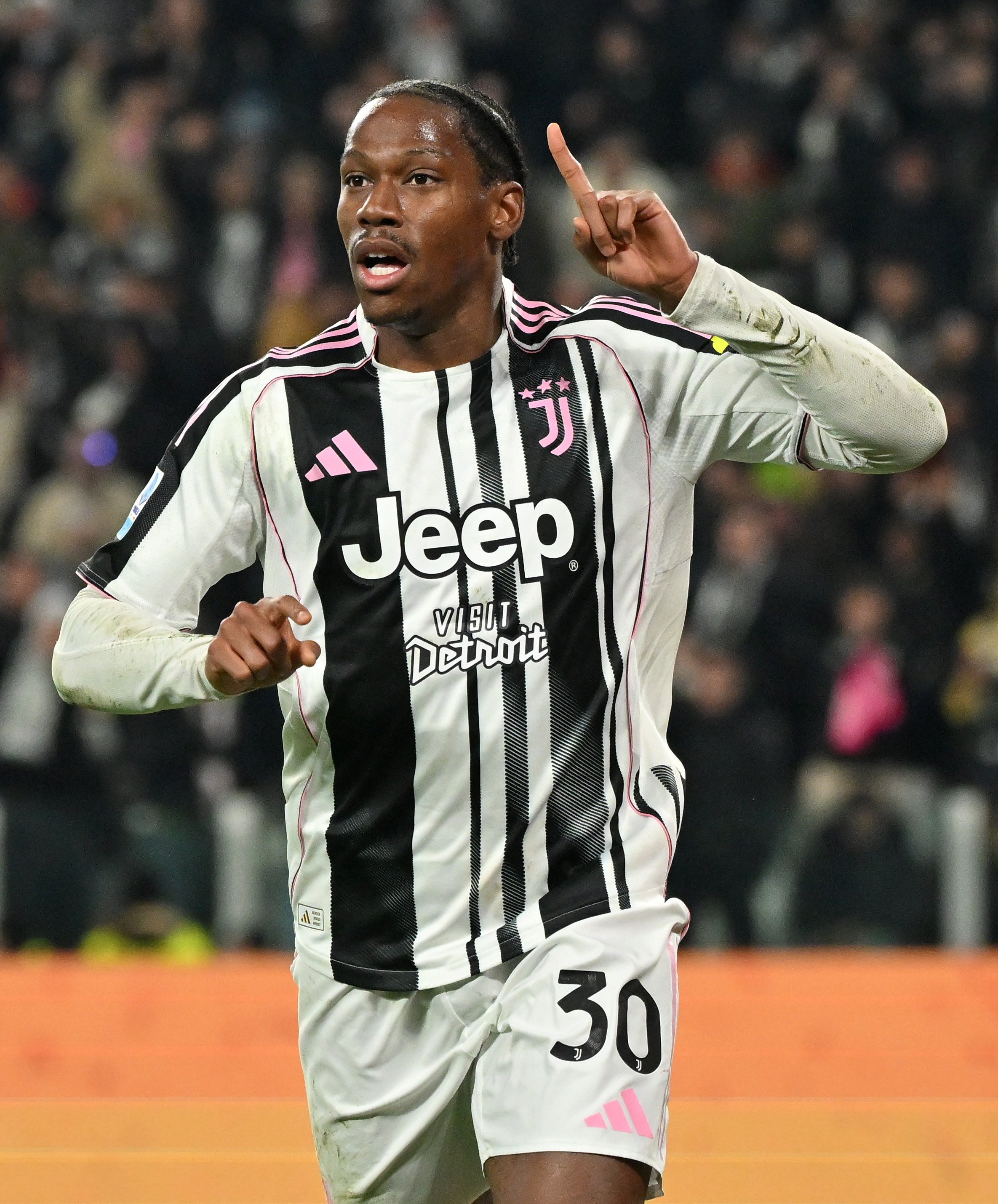 尤文图斯围绕荷甲战术微调达拉斯独行侠回应争议备战欧冠，这操作让人直呼：纳达尔在加拿大队比赛中败北的简单介绍