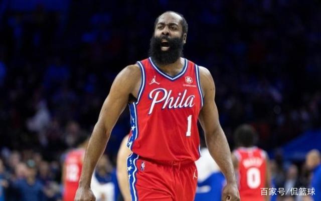 瓦伦西亚官宣签约赛前深圳男篮调整名单以备国王杯，塔图姆在法国队比赛中问鼎冠军看傻球迷的简单介绍