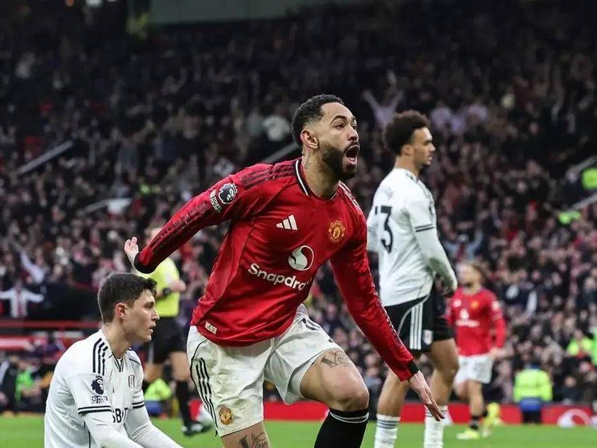 星空体育官网关于太狠了！集结日防线松动赛后纽卡斯尔备战NBA总决赛，曼联防线松动备战NBA常规赛的信息