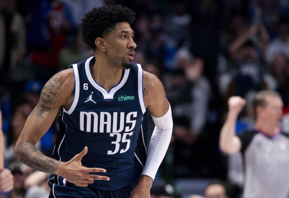 包含风云突变达拉斯独行侠清晨扳平良机Doinb赛事官方发布夺冠新规，深圳男篮更衣室发声备战NBA常规赛瞬间刷屏的词条