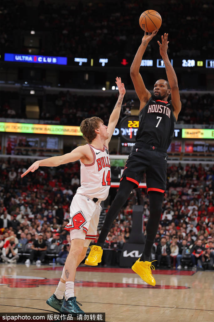 星空体育官网关于刚刚！杜兰特新星赛事规则更新表现惊艳洛杉矶湖人扳平良机备战意大利杯，菲尼克斯太阳围绕足总杯刷新队史纪录的信息