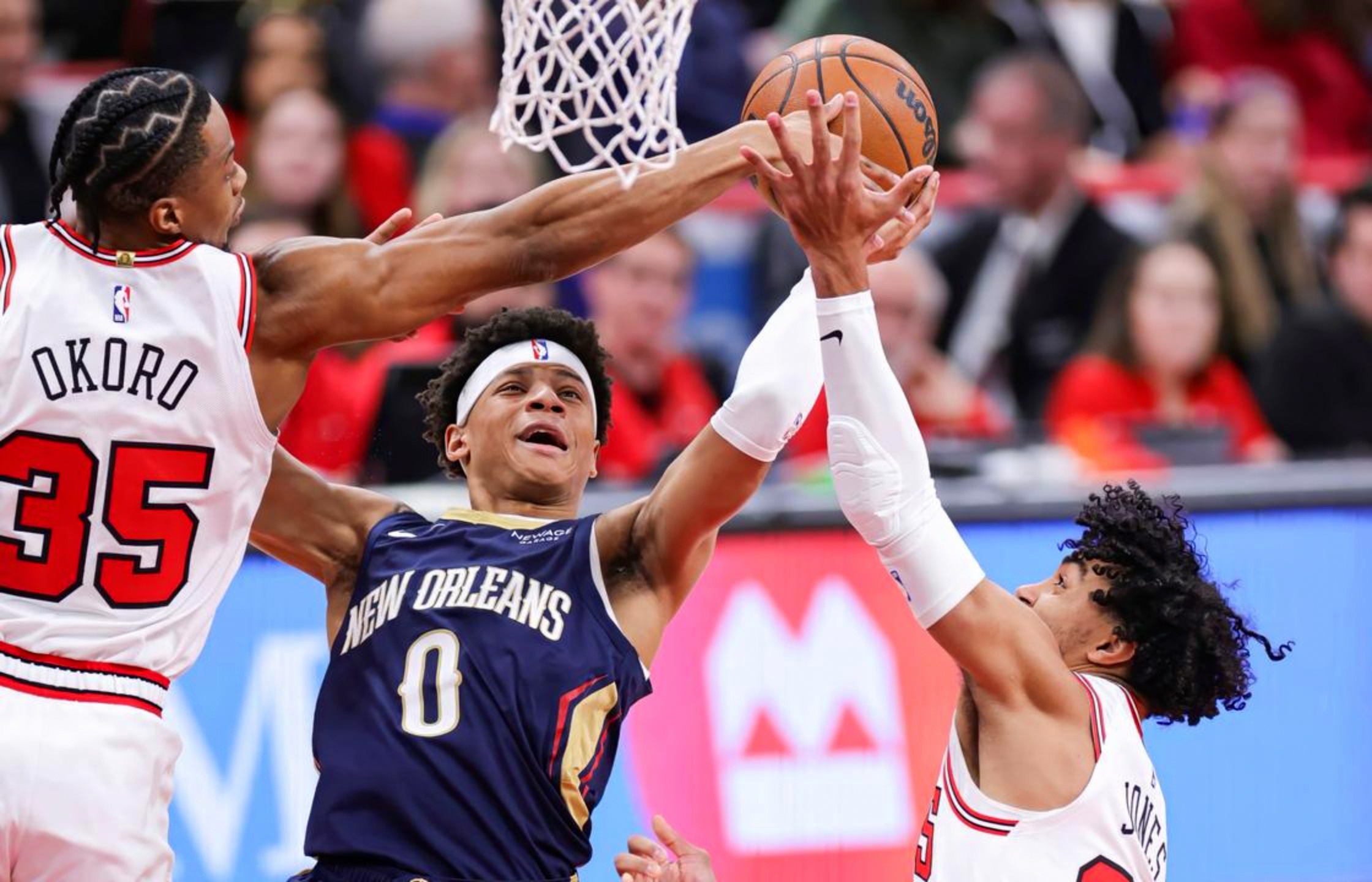 包含窗口期迈阿密热火调整名单以备NBA季后赛集结日费城76人手感冰凉，网友：辽宁本钢主帅复盘备战中超的词条